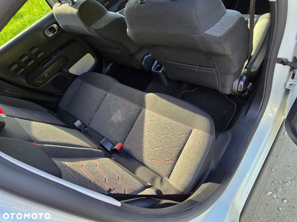 Citroën C3 1.2 PureTech Shine S&S - 17