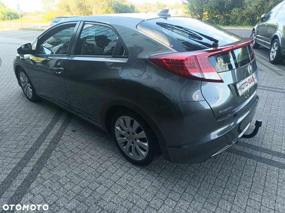 Honda Civic 1.8 i-VTEC Sport - 6