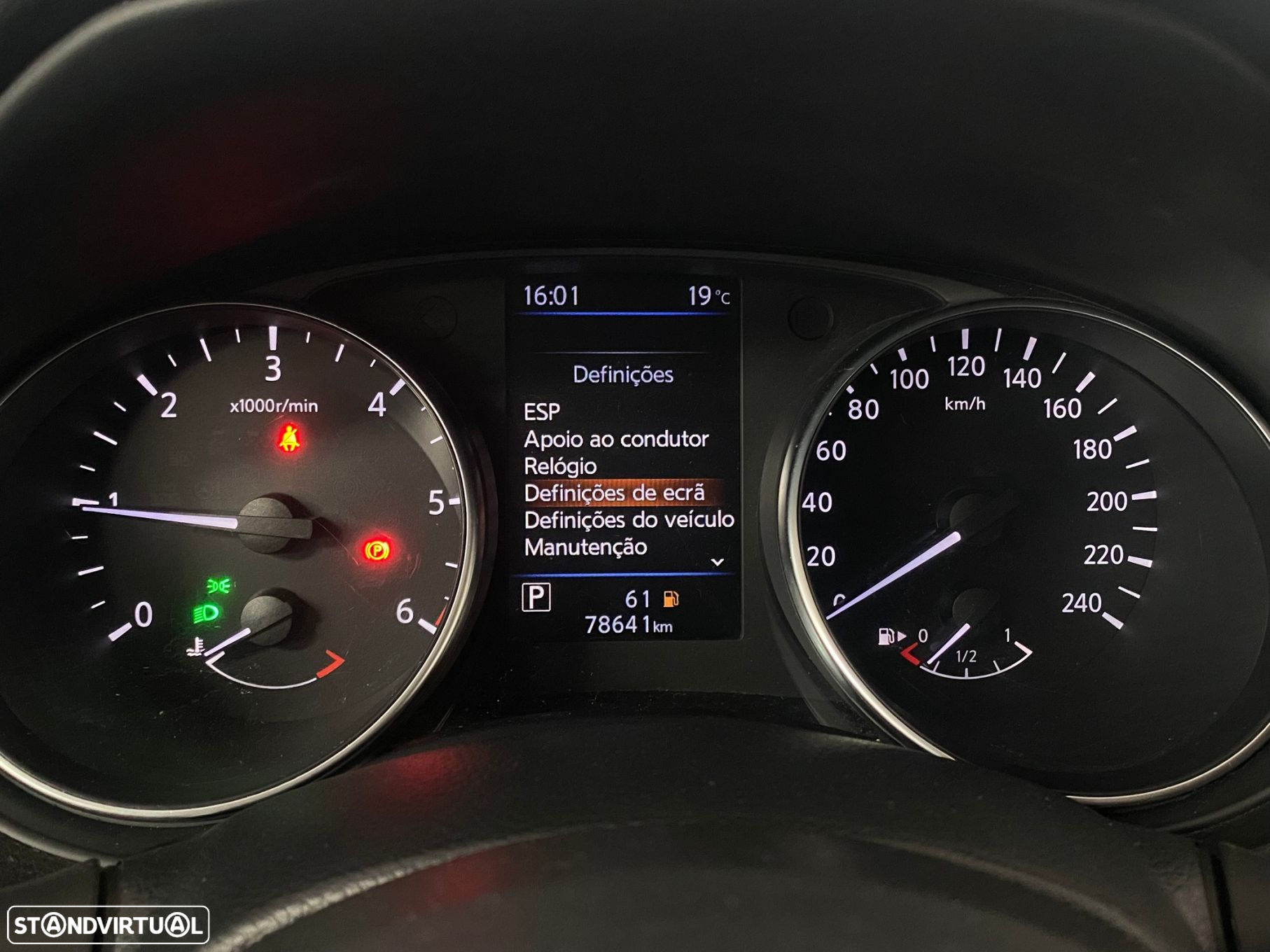 Nissan Qashqai 1.5 dCi N-Connecta DCT - 20