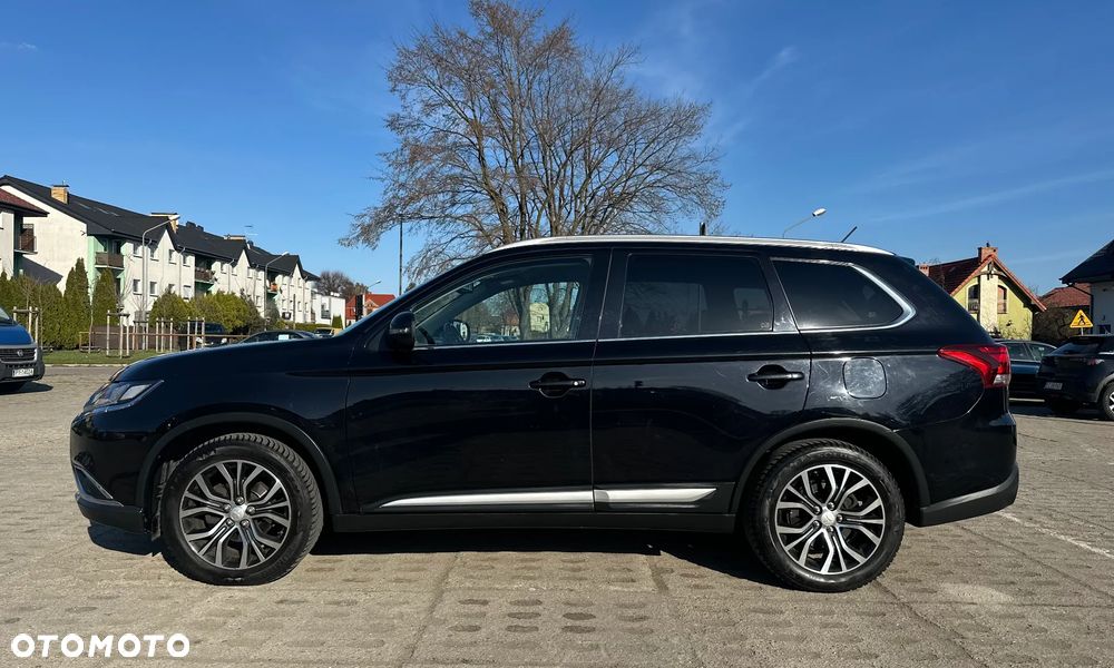 Mitsubishi Outlander - 5