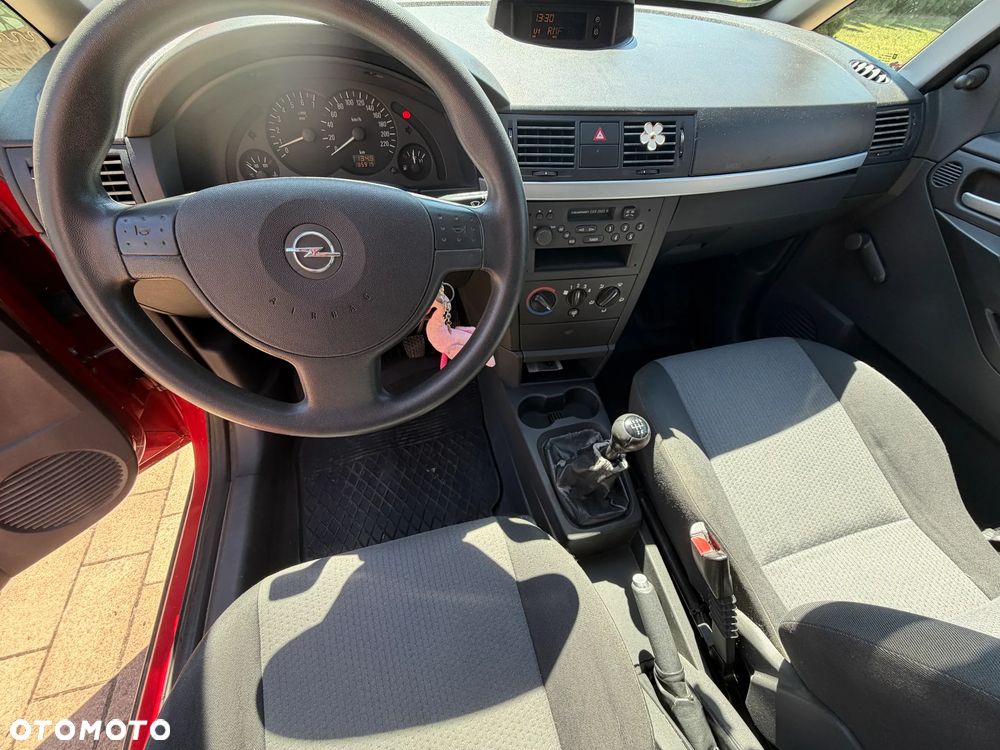 Opel Meriva 1.6 (Essentia) - 12