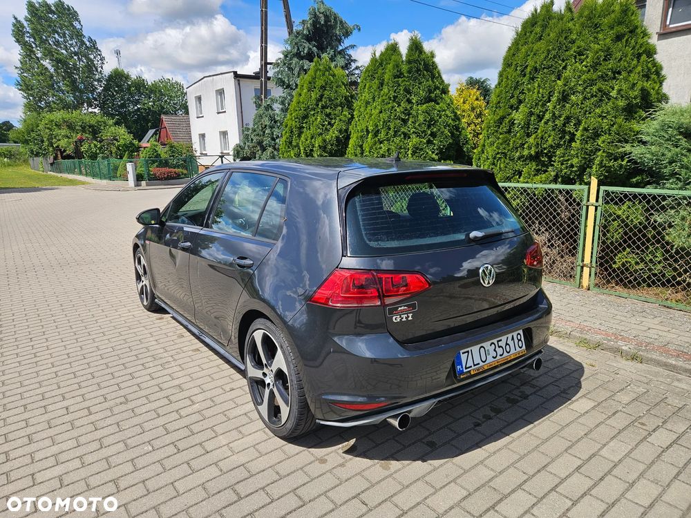 Volkswagen Golf GTI (BlueMotion Technology) DSG - 5