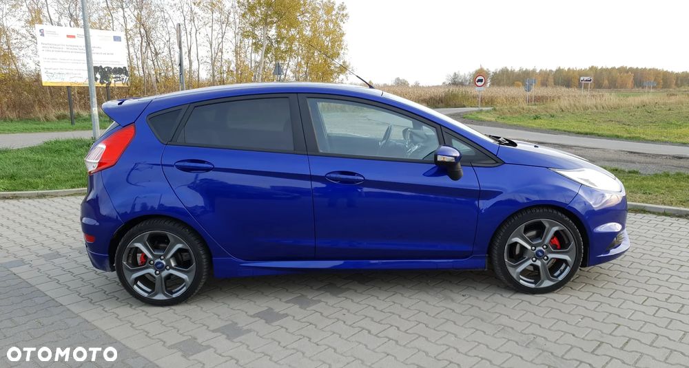 Ford Fiesta ST2 - 2