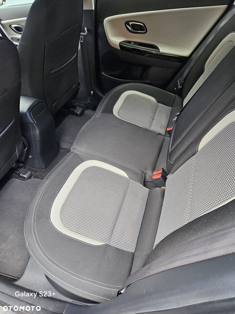 Kia Ceed 1.6 GDI Dream Team Edition - 13