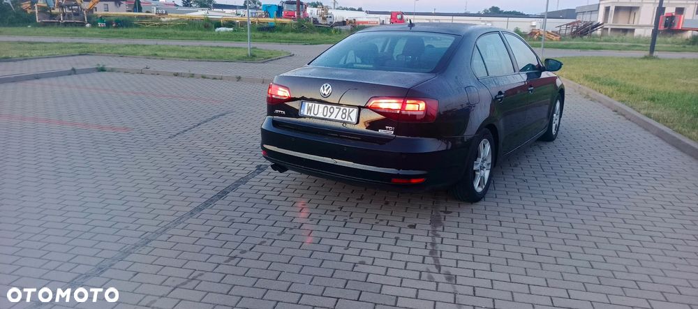 Volkswagen Jetta 2.0 TDI DPF BMT Comfortline - 4