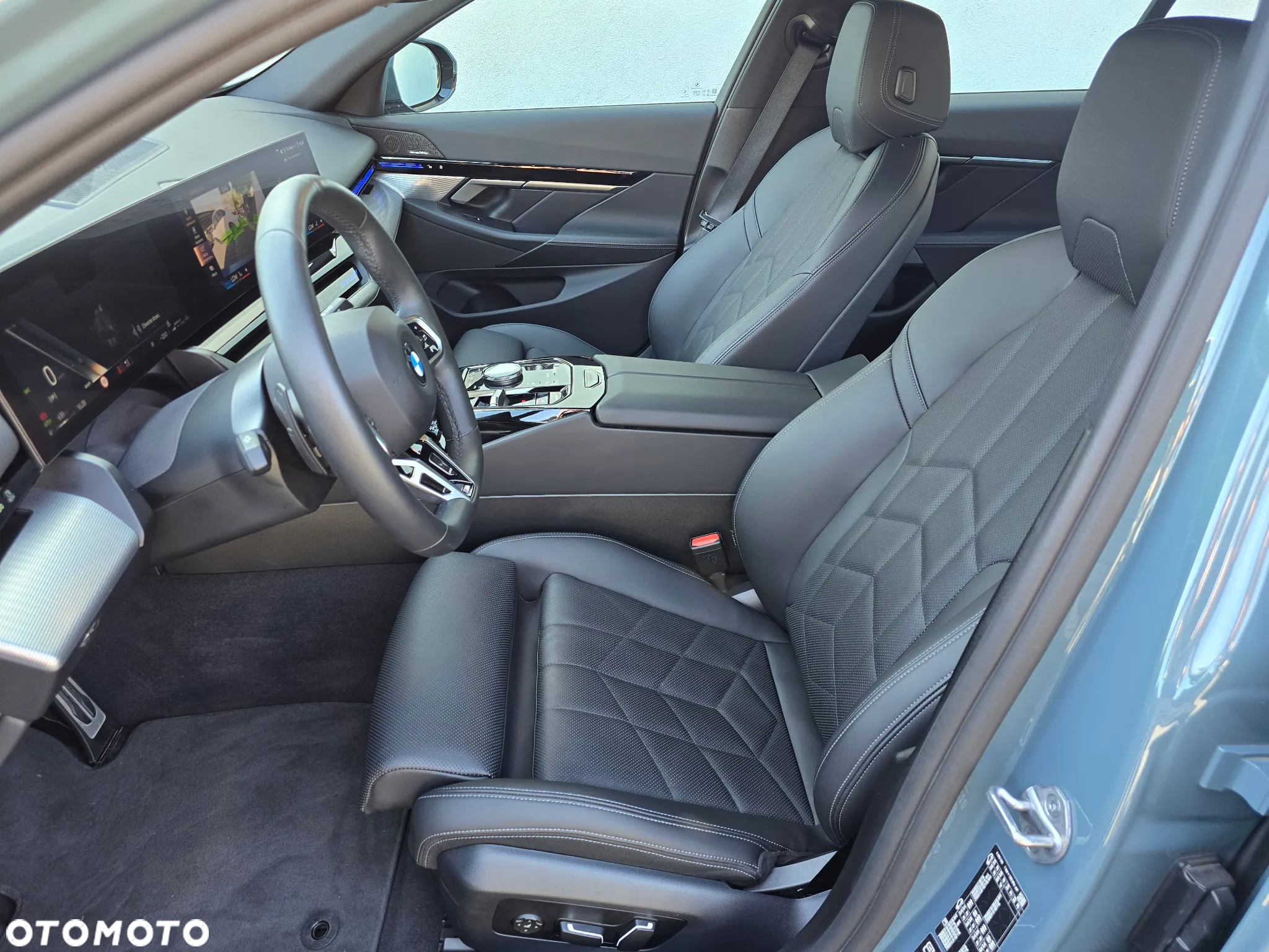 BMW Seria 5 520d xDrive - 5
