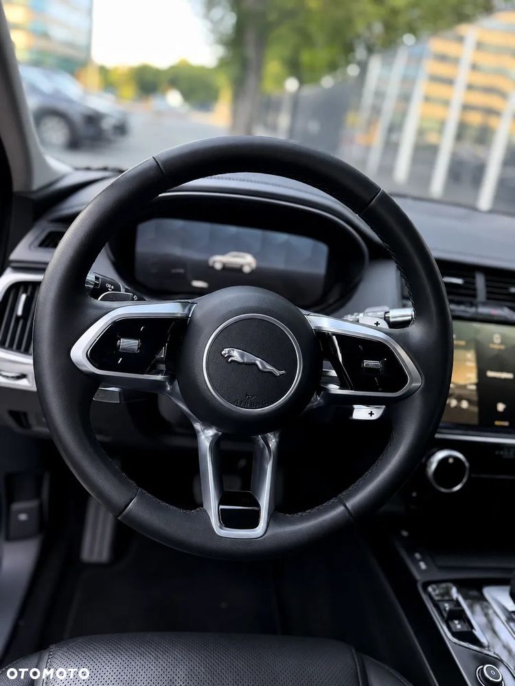 Jaguar E-Pace 1.5 P160 mHEV S - 10