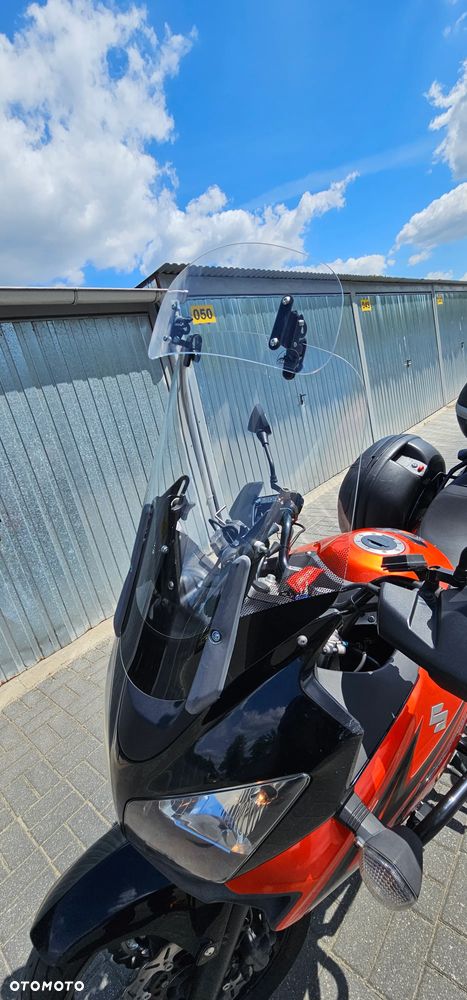 Suzuki V-STROM - 11
