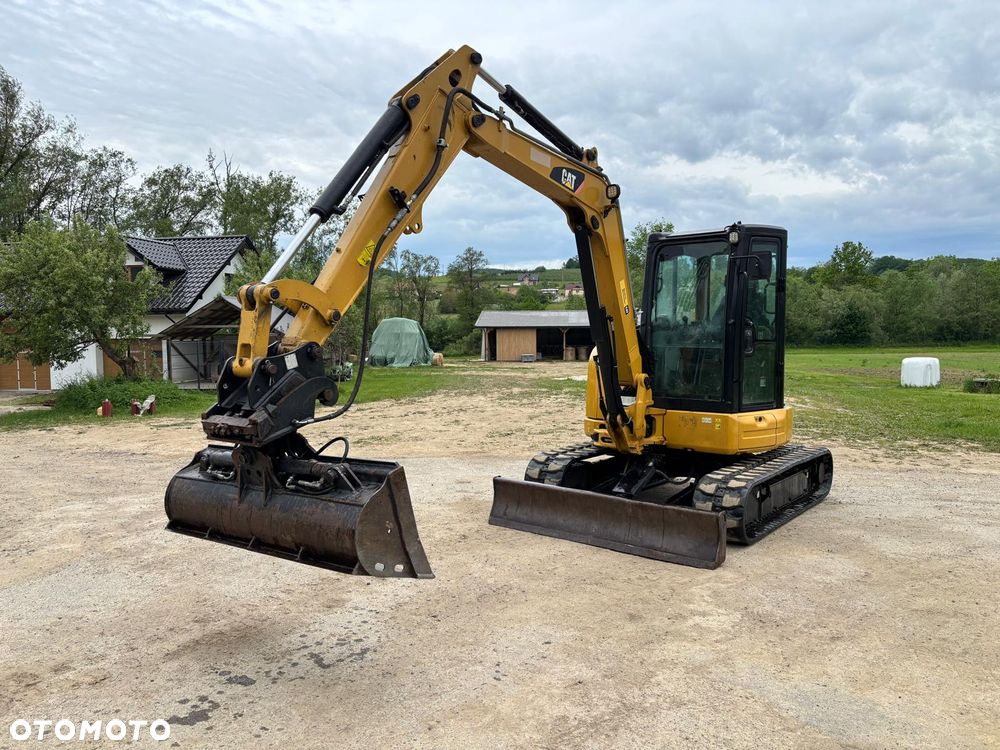 Caterpillar 305.5E - 16