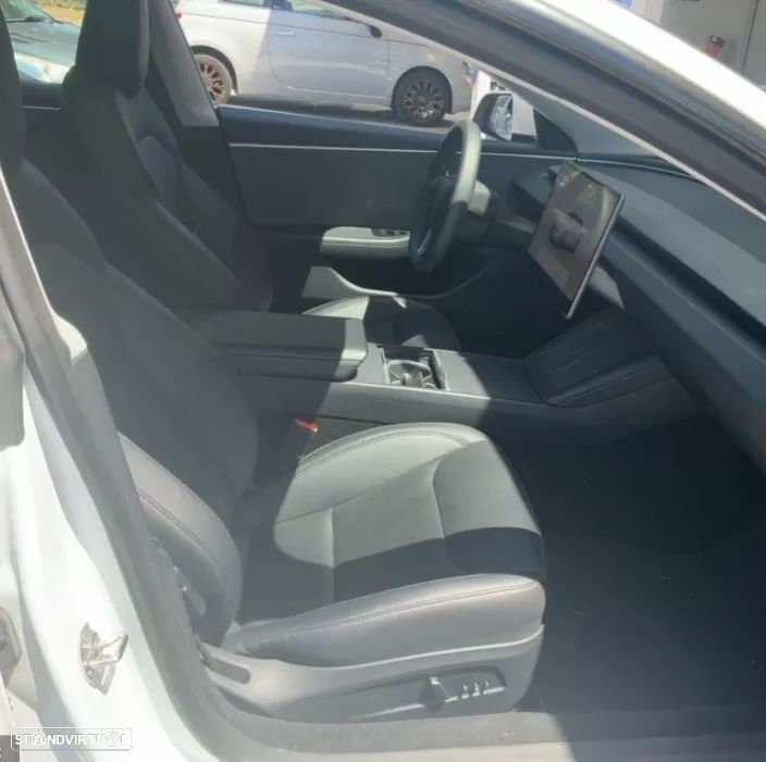 Tesla Model 3 Tração Traseira - 3