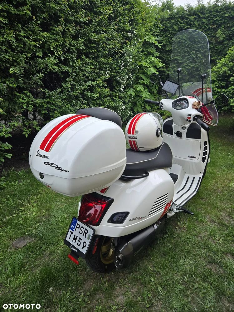 Vespa GTS - 4