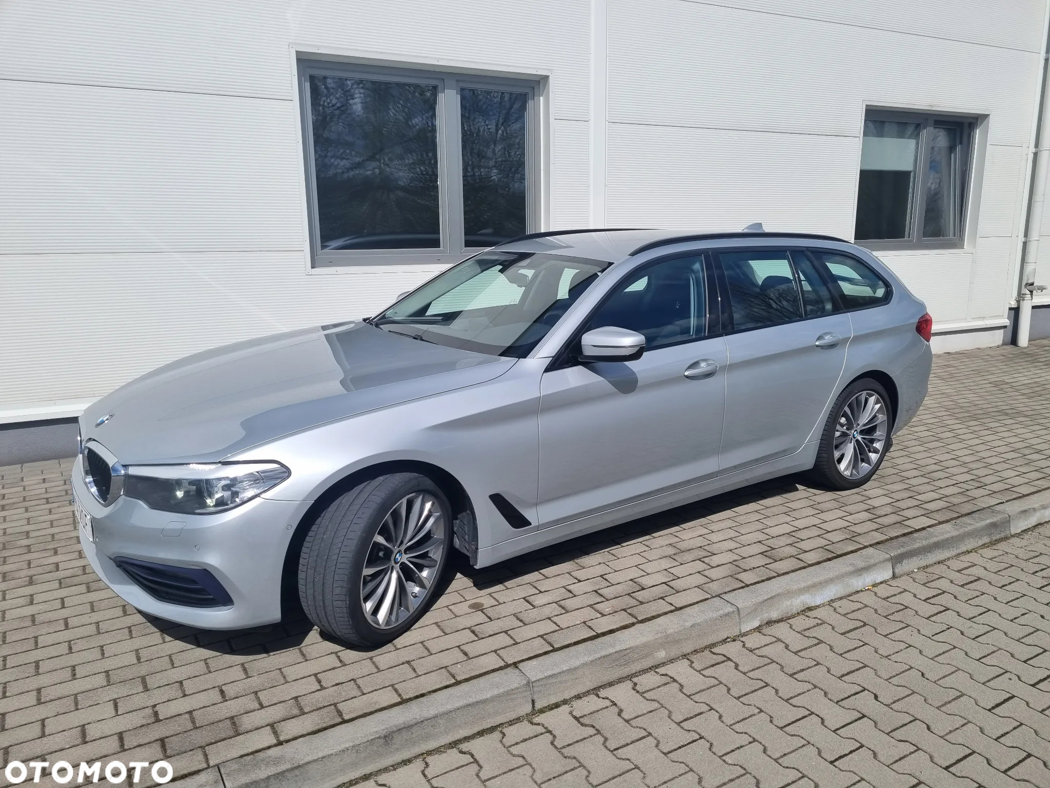 BMW Seria 5 520d Touring Sport Line - 3
