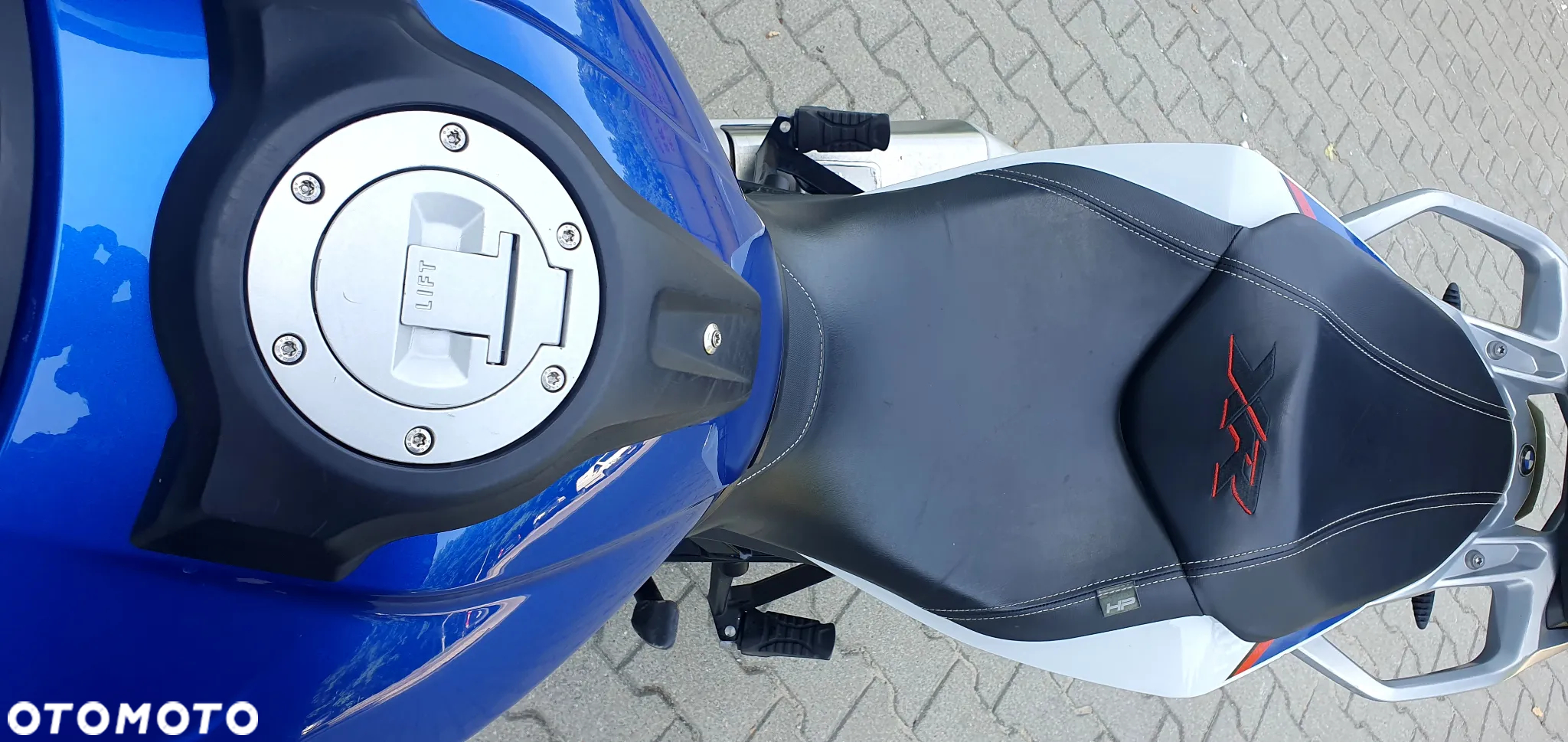 BMW XR - 7