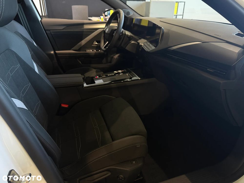 Opel Astra 1.2 T mHEV GS eDTC - 20