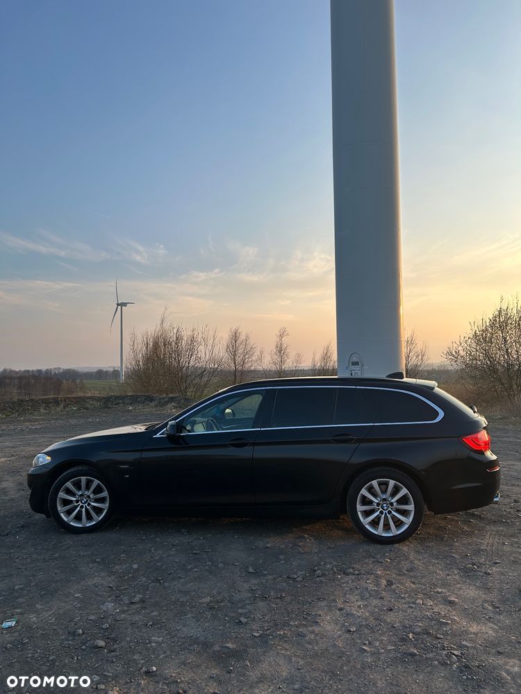 BMW Seria 5 530d xDrive - 4
