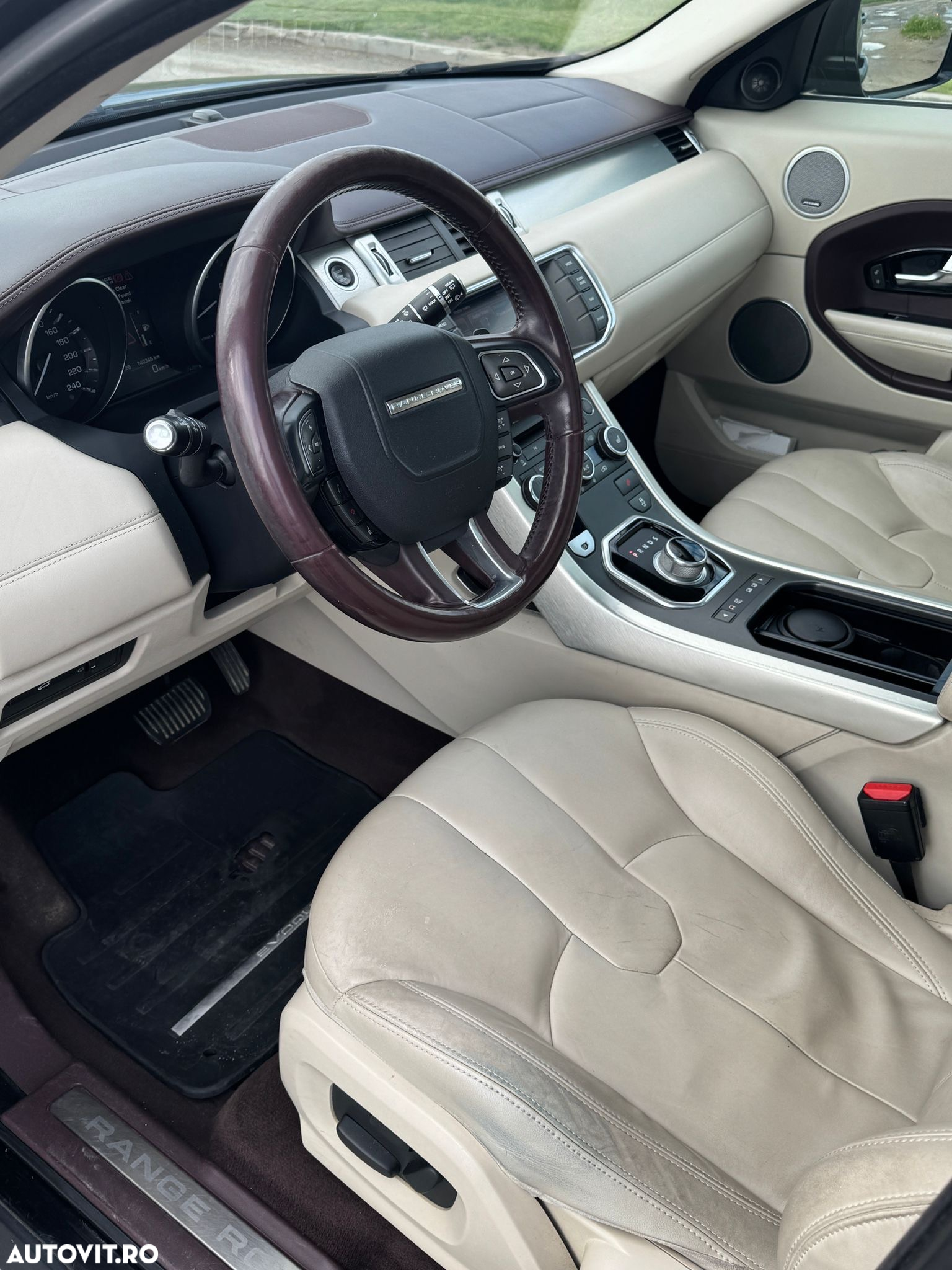 Land Rover Range Rover Evoque - 7