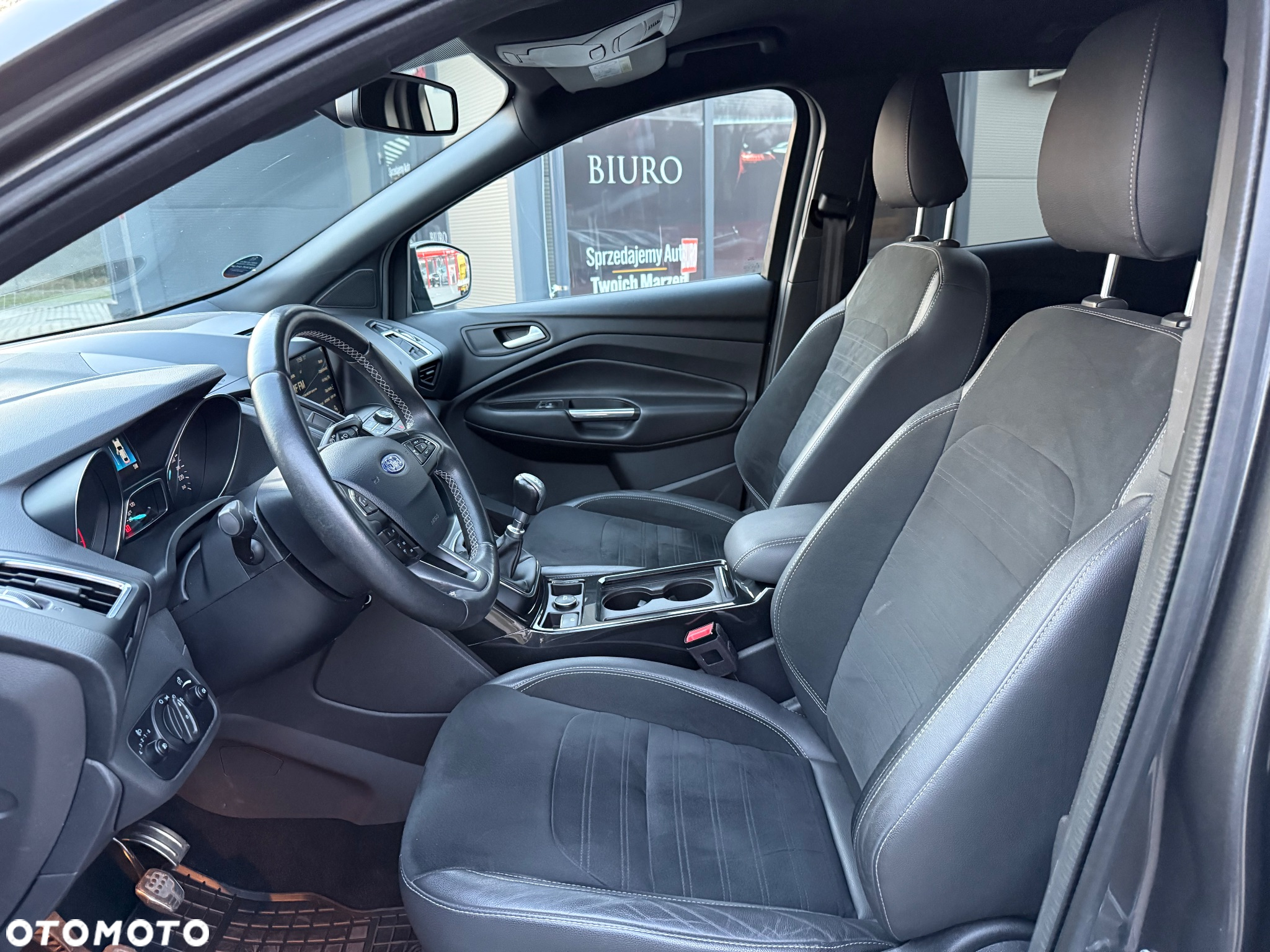Ford Kuga 2.0 TDCi 4x4 ST-Line - 18