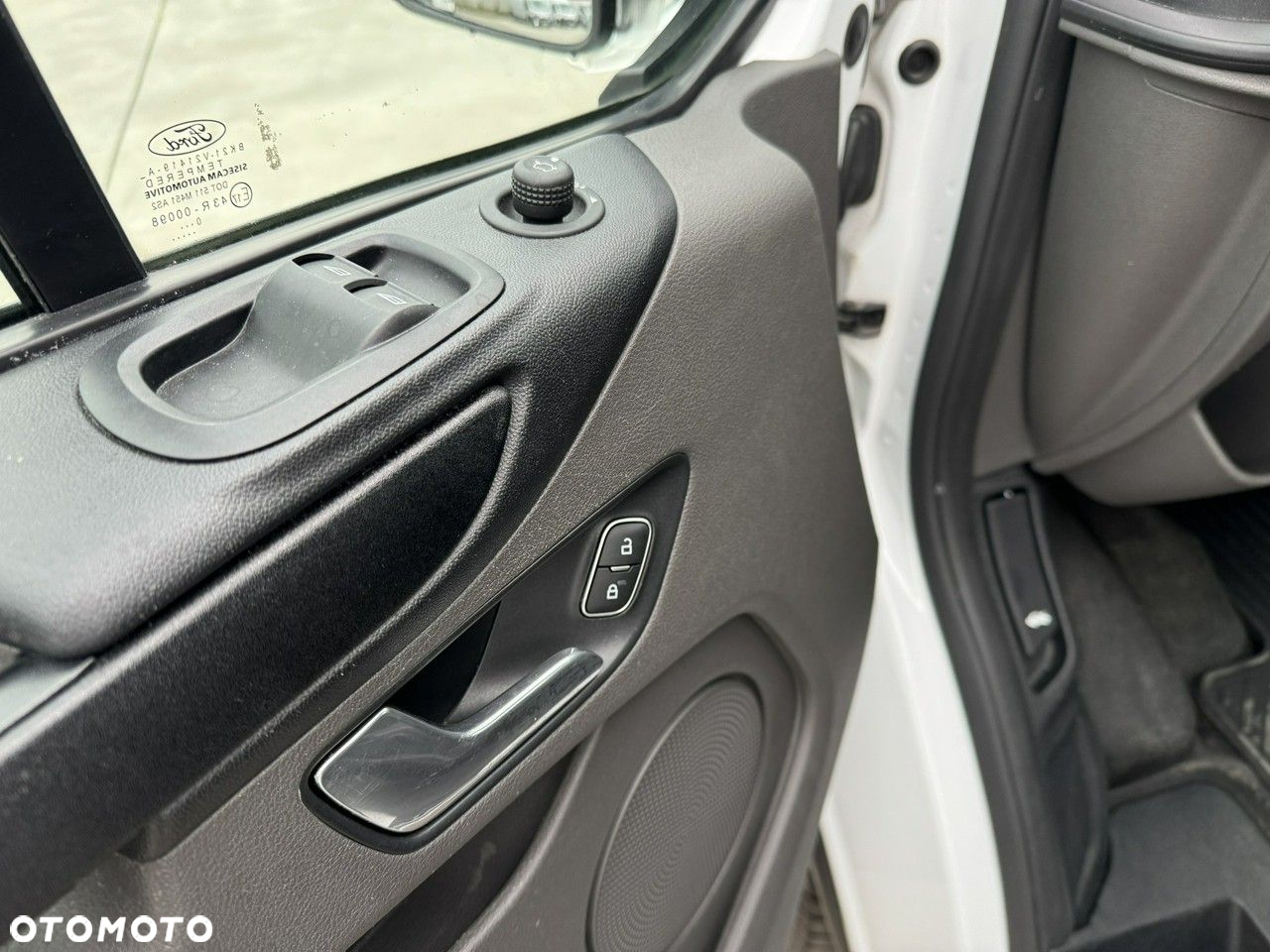 Ford Transit Custom - 16