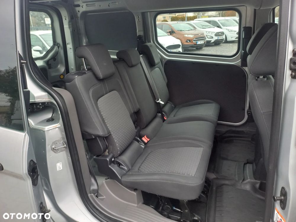Ford Transit Connect - 20