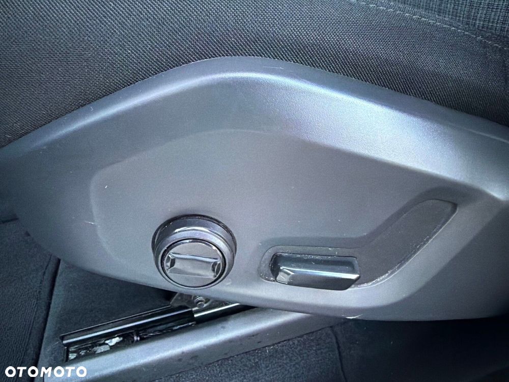 Volvo XC 60 - 12