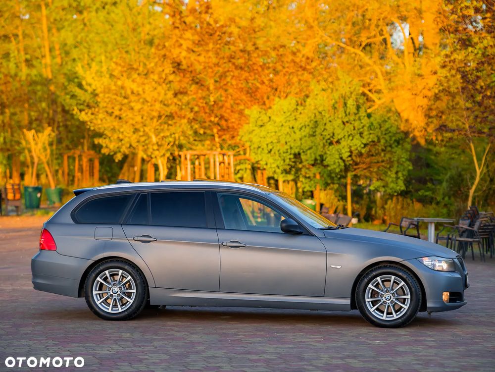 BMW Seria 3 318i Edition Lifestyle - 11