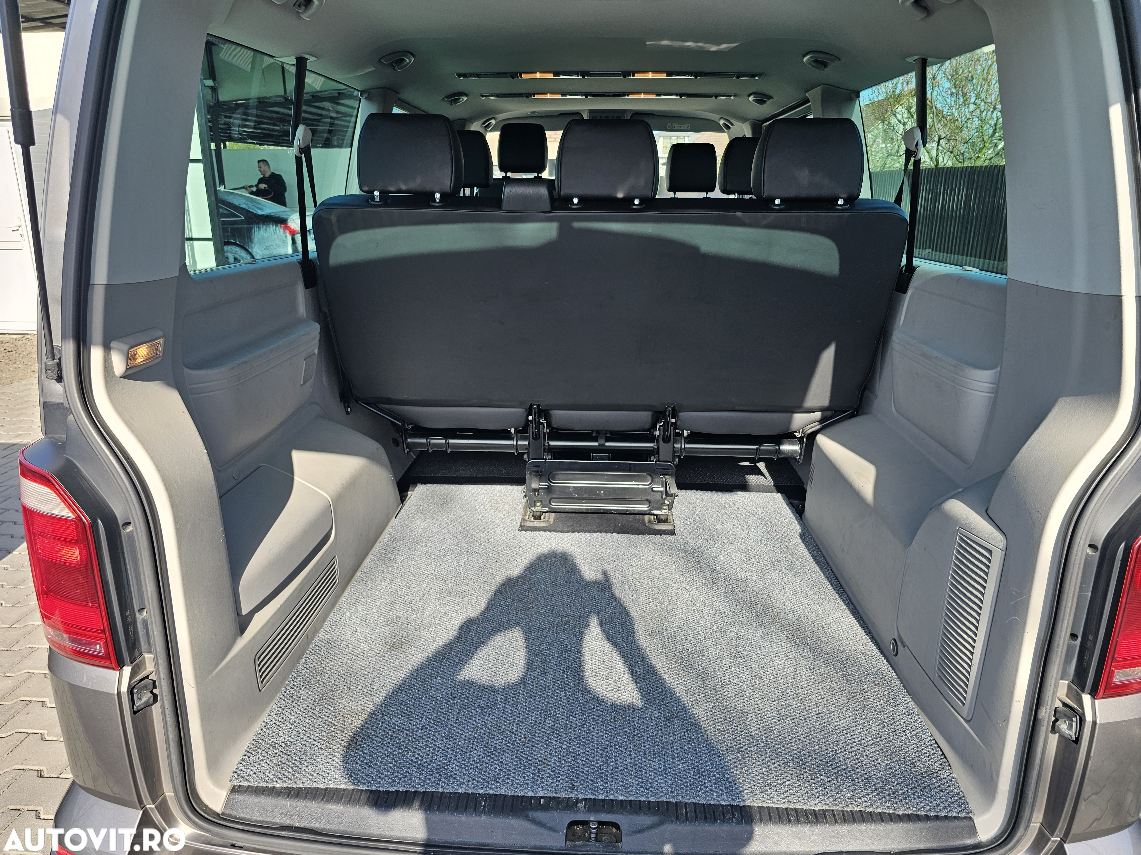 Volkswagen Caravelle T6 2.0 TDI KR Comfortline DSG - 11