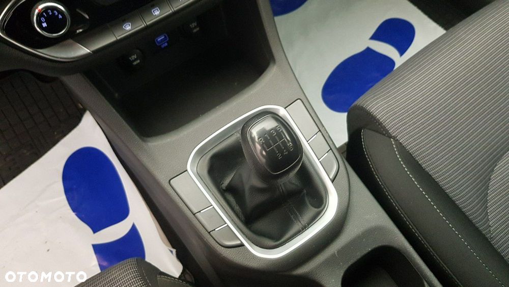 Hyundai i30 - 25