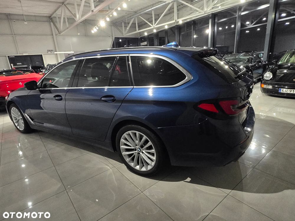 BMW Seria 5 530e Luxury Line - 4