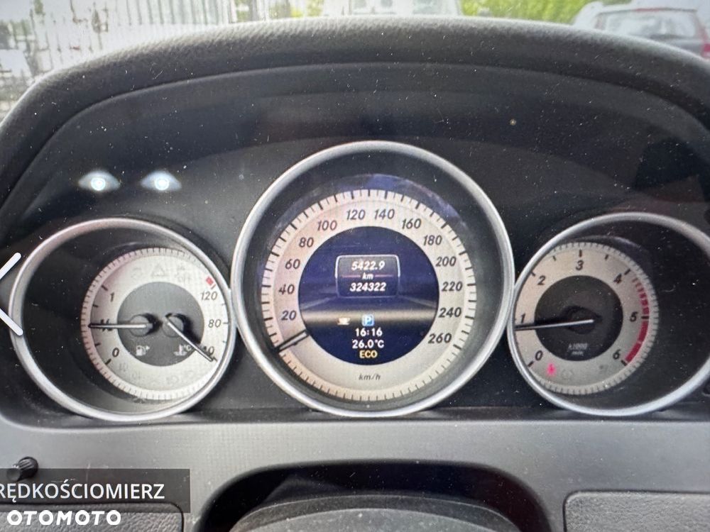 Mercedes-Benz Klasa C 180 Kompressor BlueEFFICIENCY Avantgarde - 16