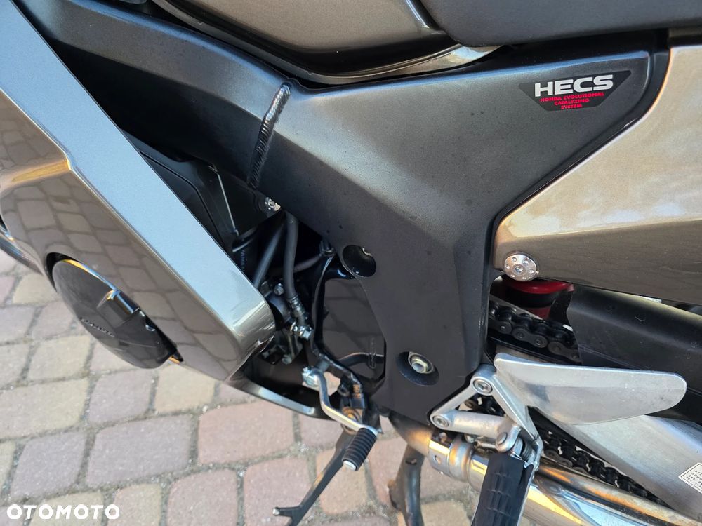 Honda CBR - 22