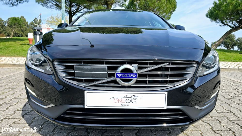 Volvo V60 2.0 D3 Summum - 16