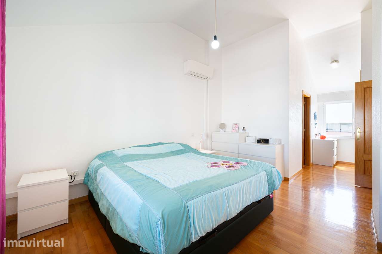 Apartamento T4 DUPLEX Venda em Alhos Vedros,Moita - Grande imagem: 5/60