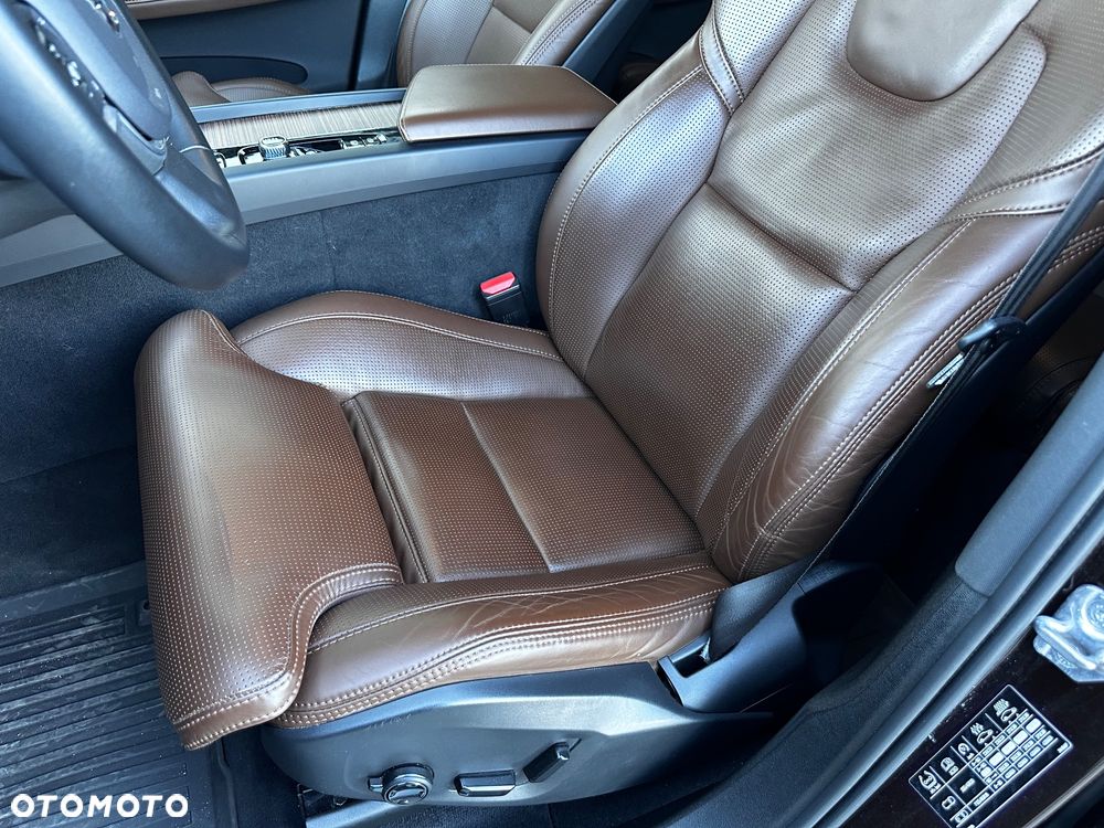 Volvo XC 60 - 28