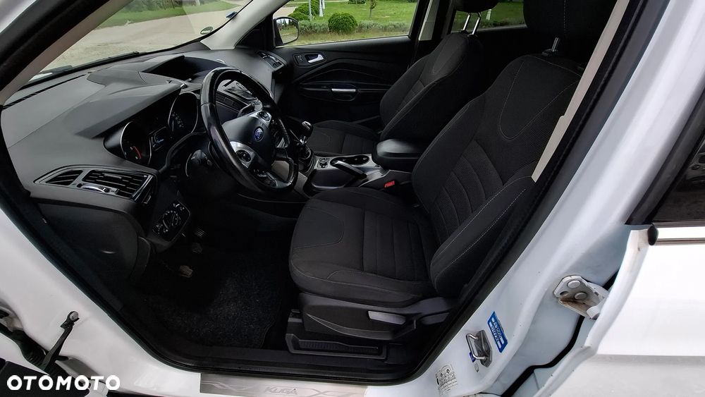 Ford Kuga 2.0 TDCi 4x4 Titanium - 22
