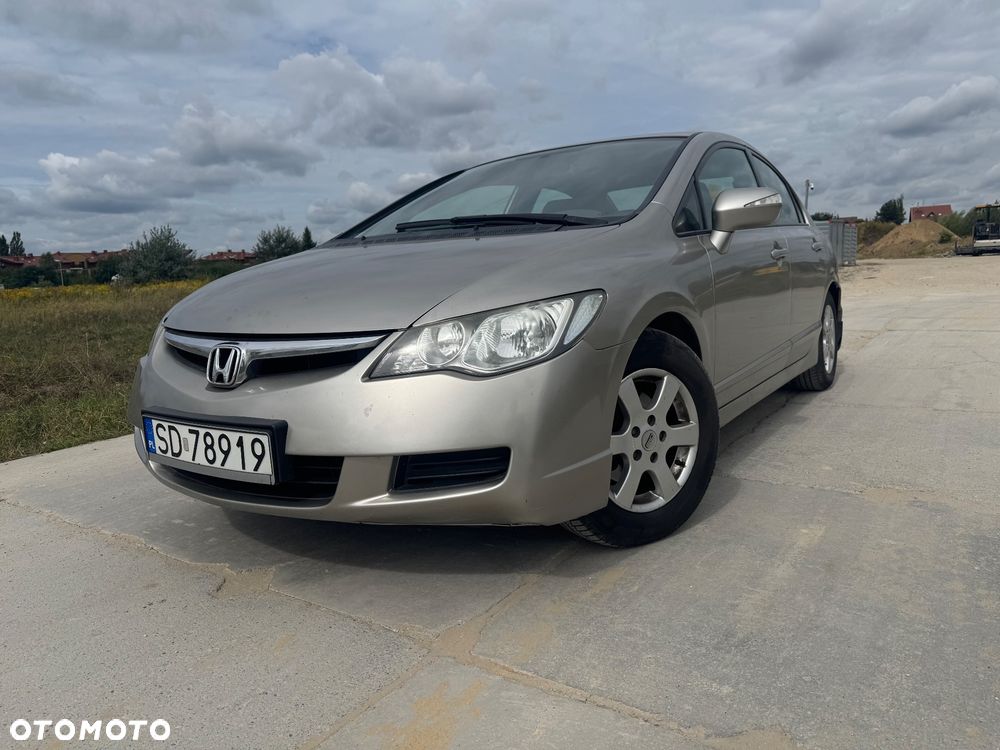 Honda Civic 1.8 Executive - 1