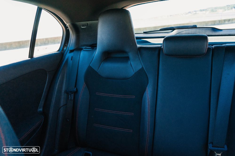 Mercedes-Benz A 200 AMG Line Aut. - 19