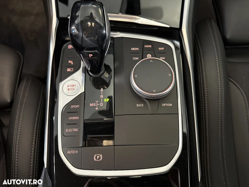 BMW Seria 3 - 18