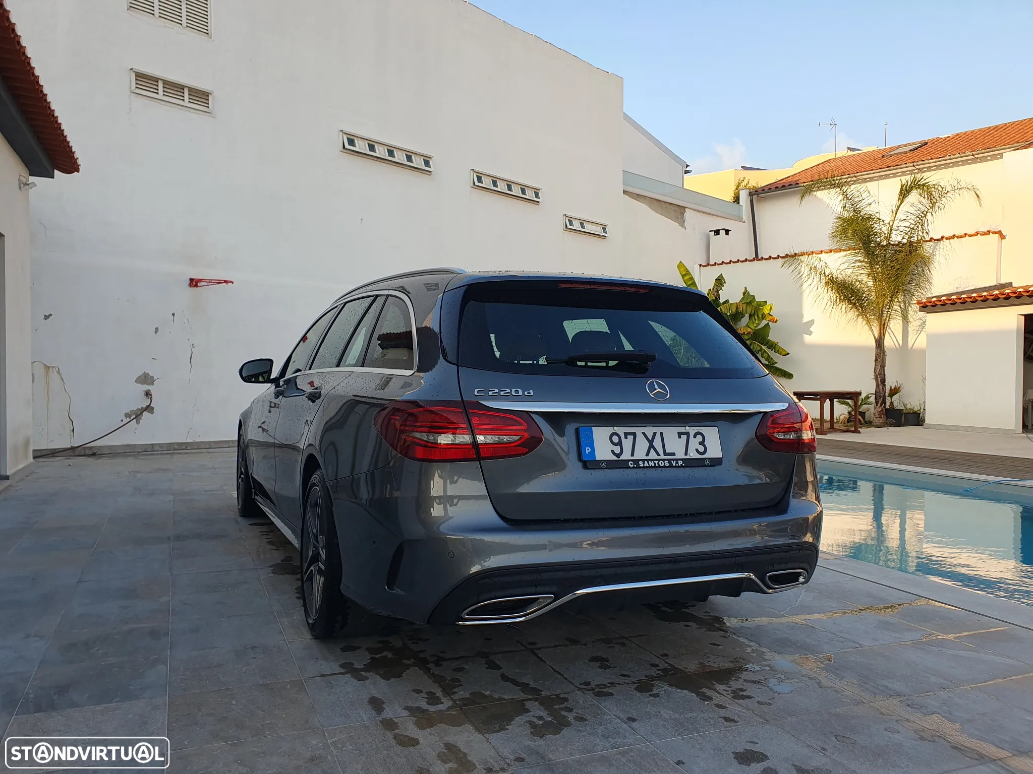 Mercedes-Benz C 220 d AMG Line - 4