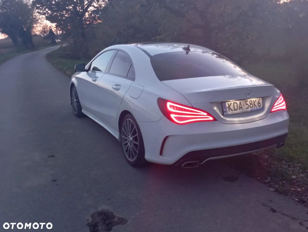 Mercedes-Benz CLA ver-180-d-shooting-brake-7g--dct - 20