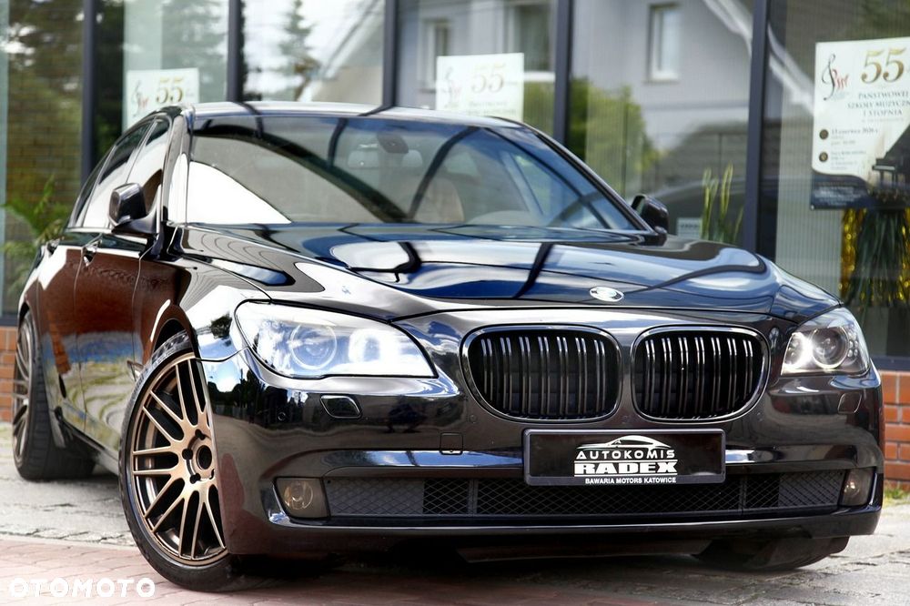 BMW Seria 7 740d - 19