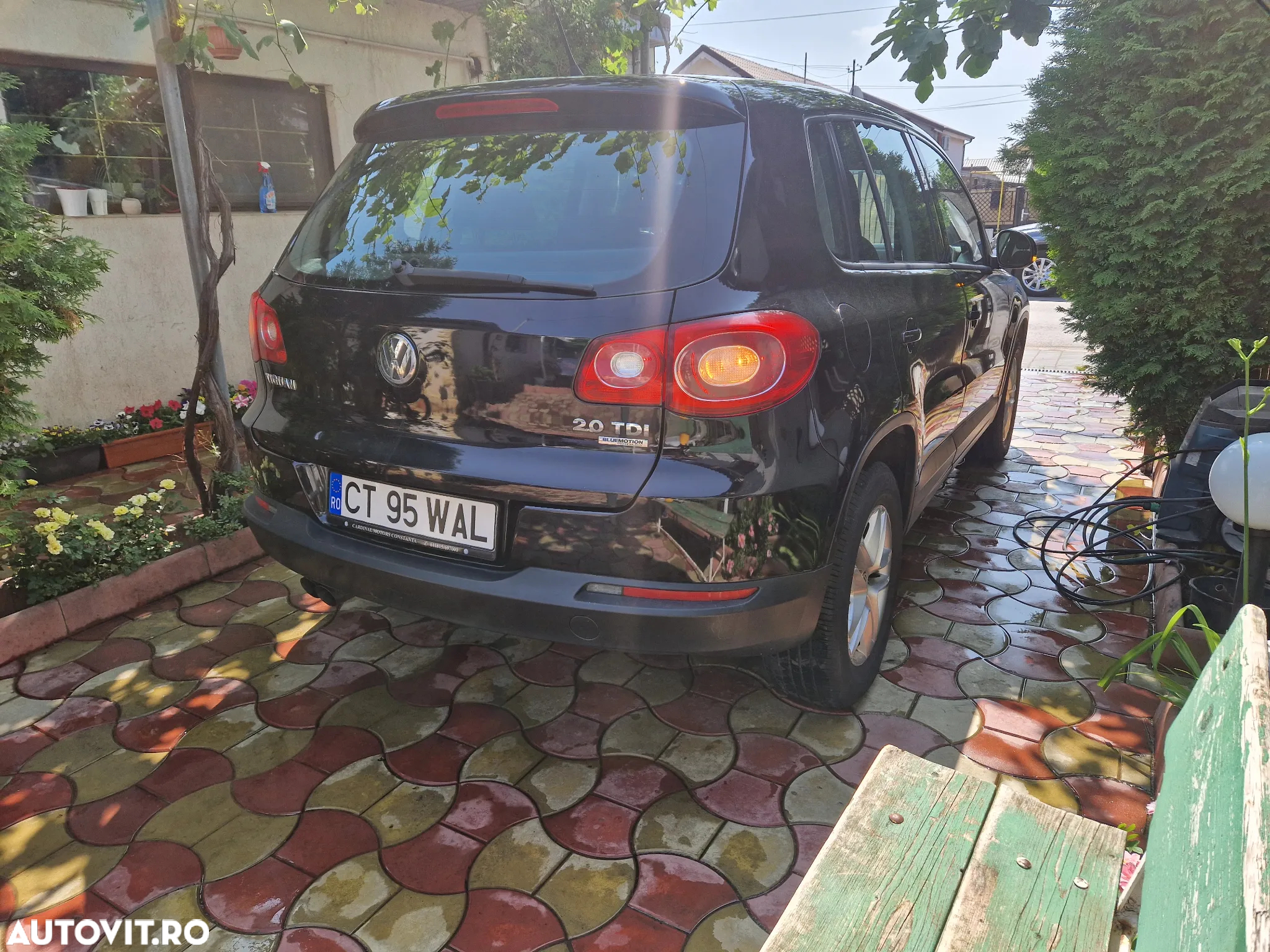 Volkswagen Tiguan 2.0 TDI DPF BlueMotion Technology Trend & Fun - 6