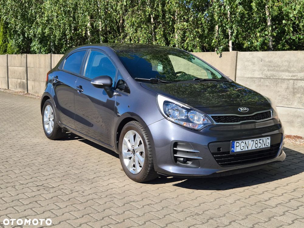 Kia Rio 1.2 Dream Team Edition - 2