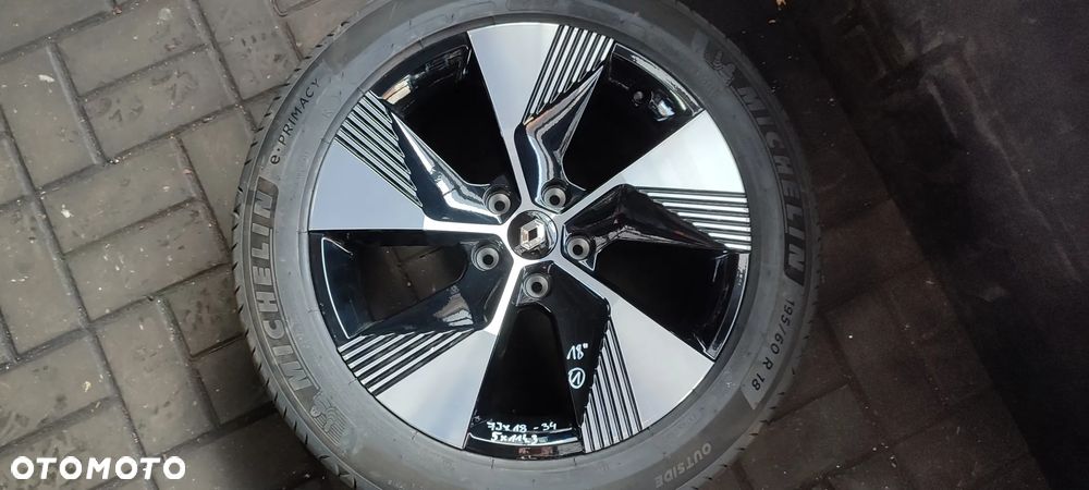 Felgi 403003990R 5x114,3 7Jx18 Cali Renault Megane E TECH Komplet - 2