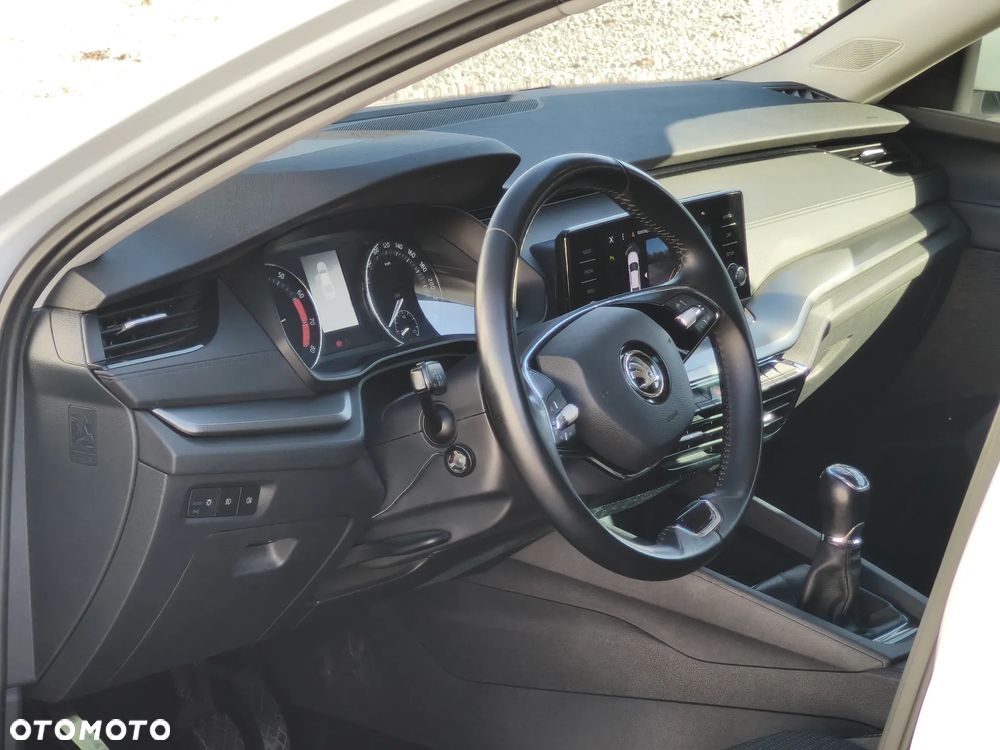 Skoda Octavia 1.5 TSI GPF ACT Ambition - 14