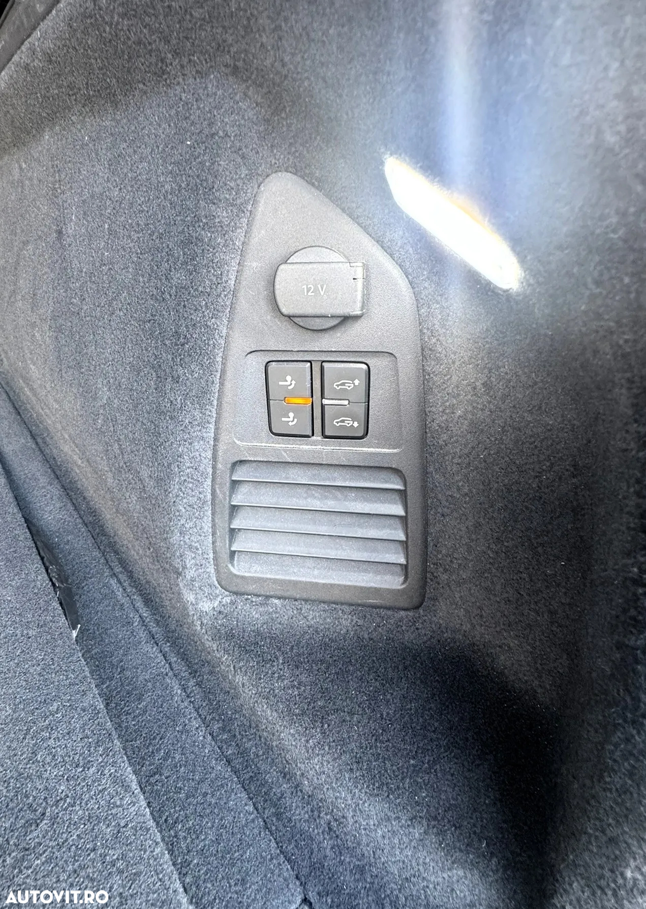 Volkswagen Touareg V6 TDI R-Style - 28