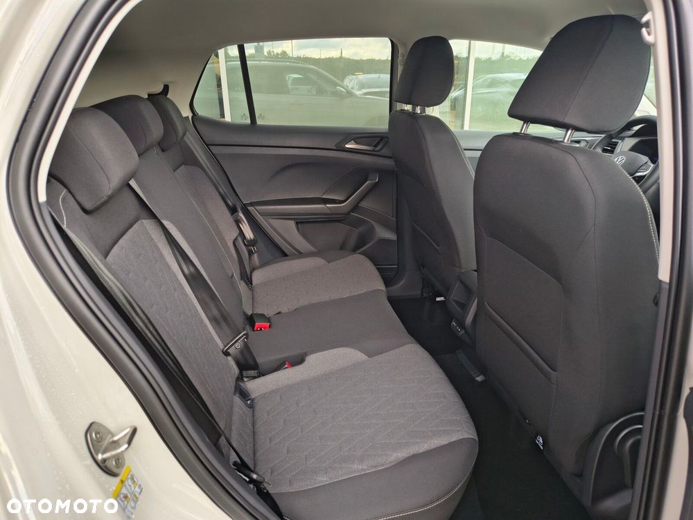 Volkswagen T-Cross - 26