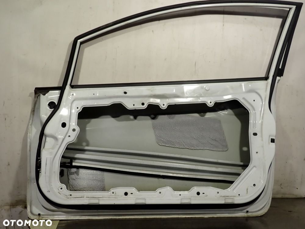 DRZWI PRAWY PRZÓD 3D FORD FIESTA MK6 - 7