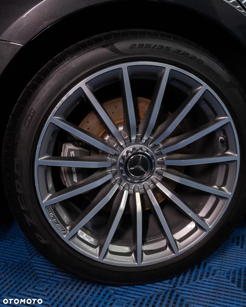 Mercedes-Benz AMG GT 53 4-Matic+ - 32