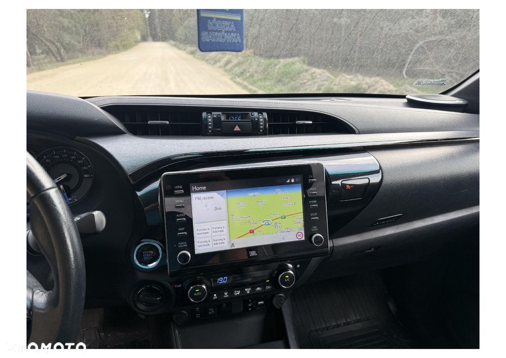Toyota Hilux 2.8 D-4D Double Cab Invincible Sport 4x4 - 17