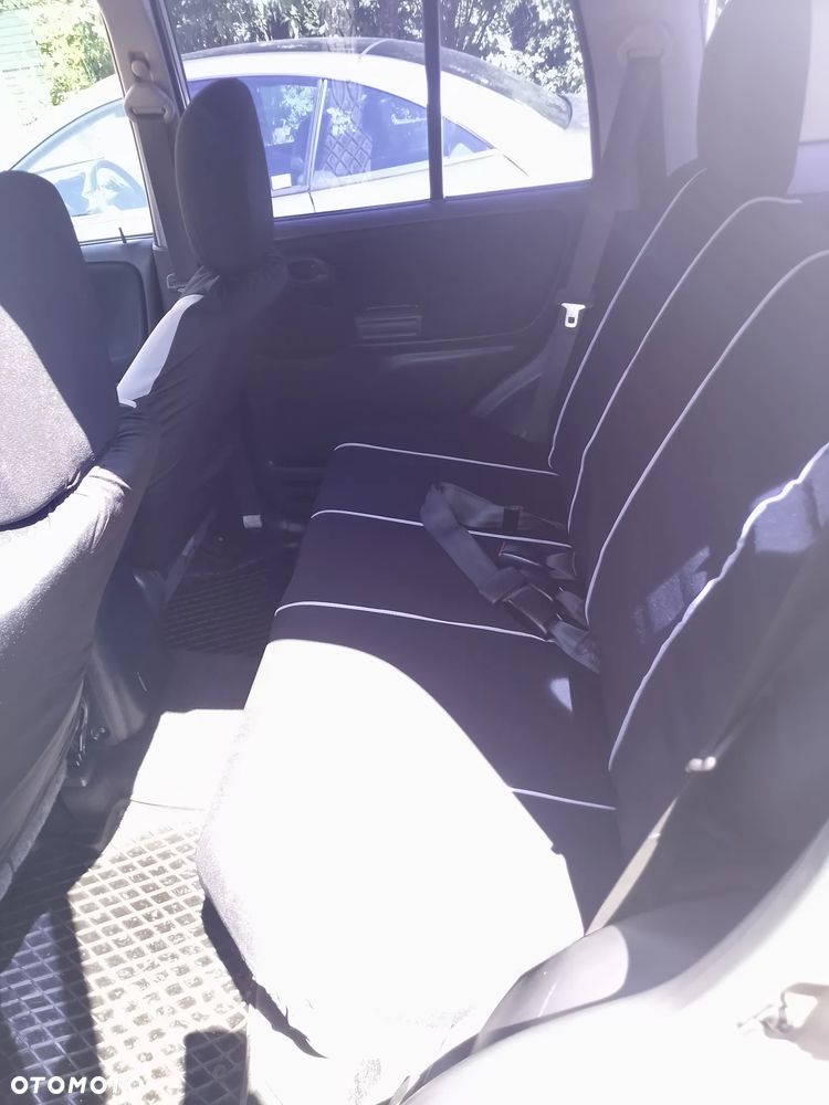 Suzuki Grand Vitara 2.0 - 16